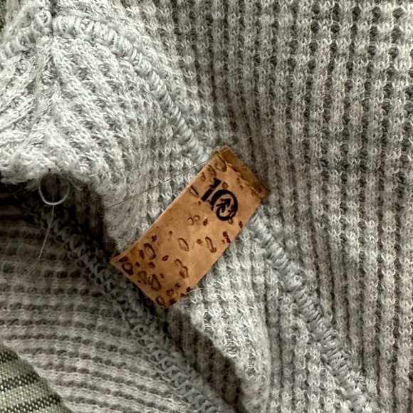 Tentree TreeWaffle Turtleneck Longsleeve - Picture 6 of 6